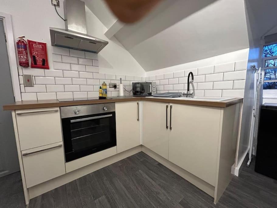 Apartamento Rock Park Penthouse Llandrindod Wells Exterior foto